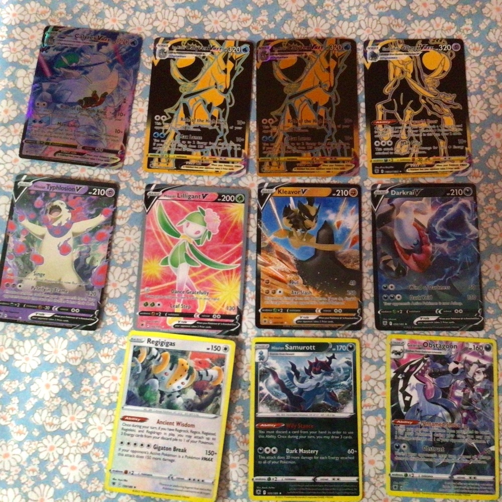 POKÉMON CARDS